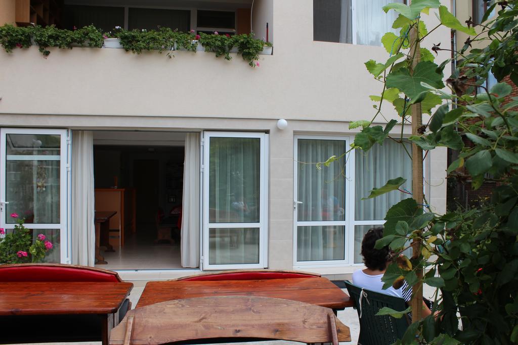 Veda Guest House بوموري المظهر الخارجي الصورة